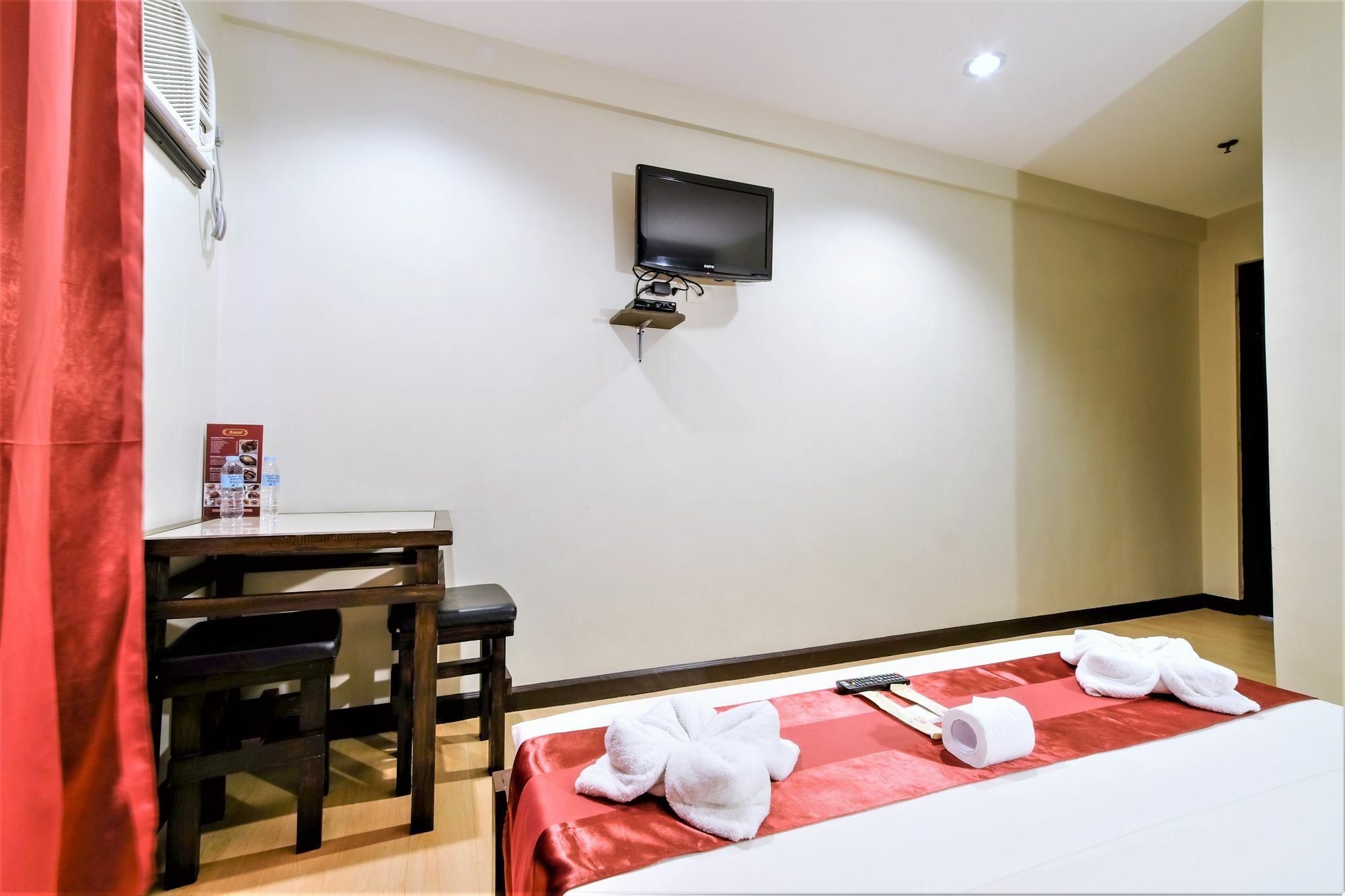 Zen Rooms Basic Aurora Pasay Exterior foto